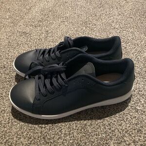 Mizuno boys’ Dark Navy Blue Sneakers size 25.5 Japanese